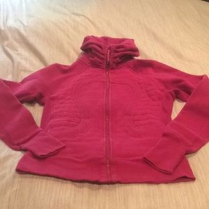 Lululemon sweatshirt 4